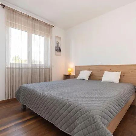 Kokic Apartman Brodarica