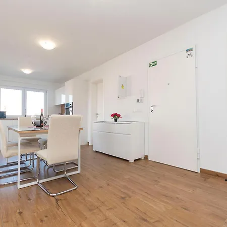 Apartman Kokic Brodarica